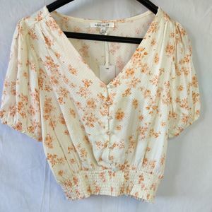 Rose and Olive V-Neck Top Boho Floral Smocked Top style size Small NWT